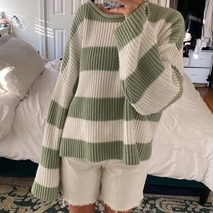 Oversized princess Polly sweater